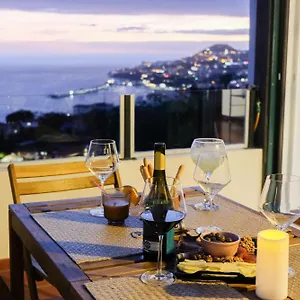 https://apt-funchal-sunset.madeira-islandshotels.com