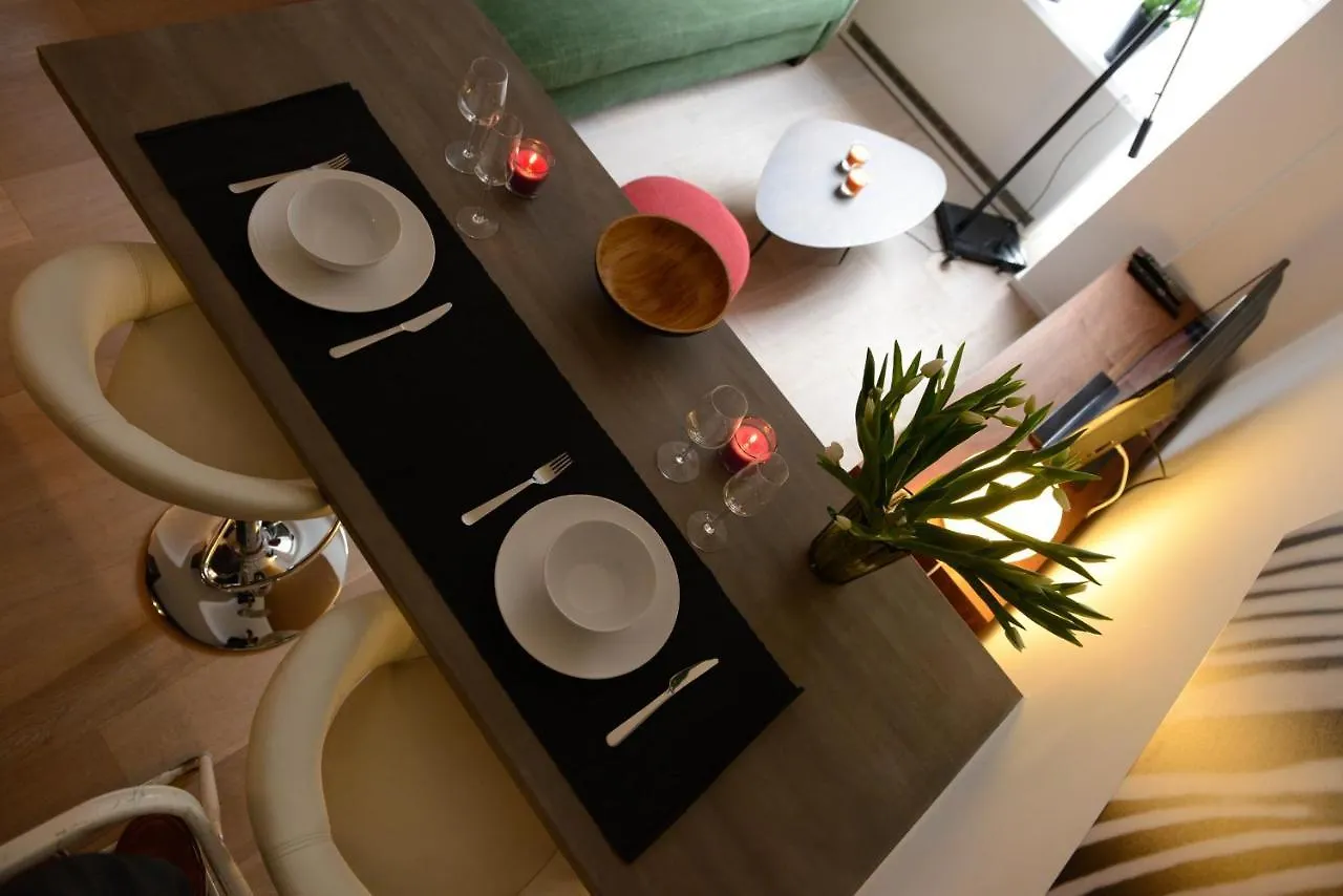 Flat Moliere Apartment Brussels